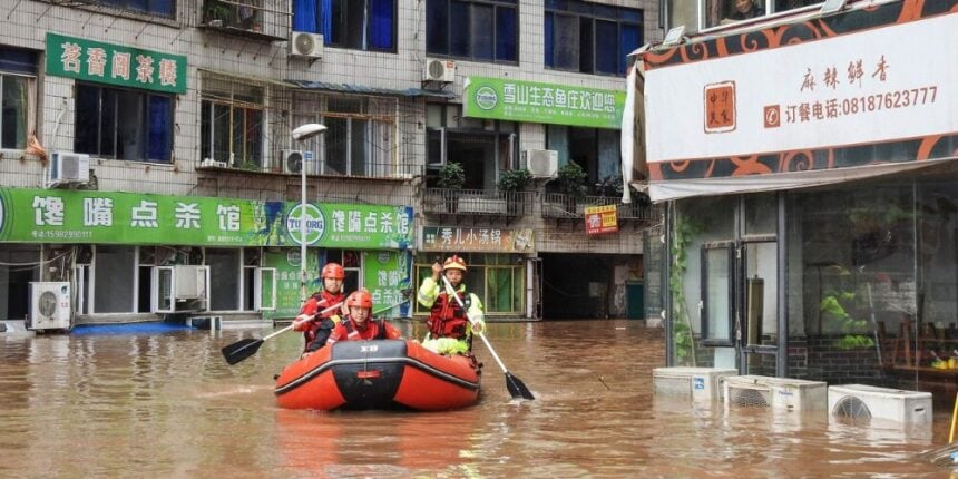 Más de 120.000 evacuados por fuertes lluvias en el centro de China