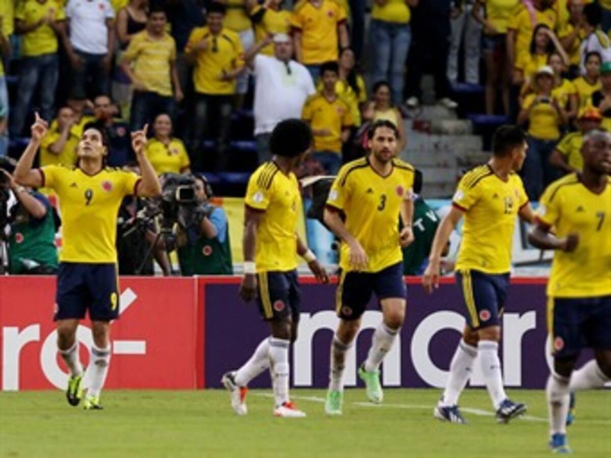 "El ingreso de Guarín y Macnelly fue definitivo": Francisco Foronda
