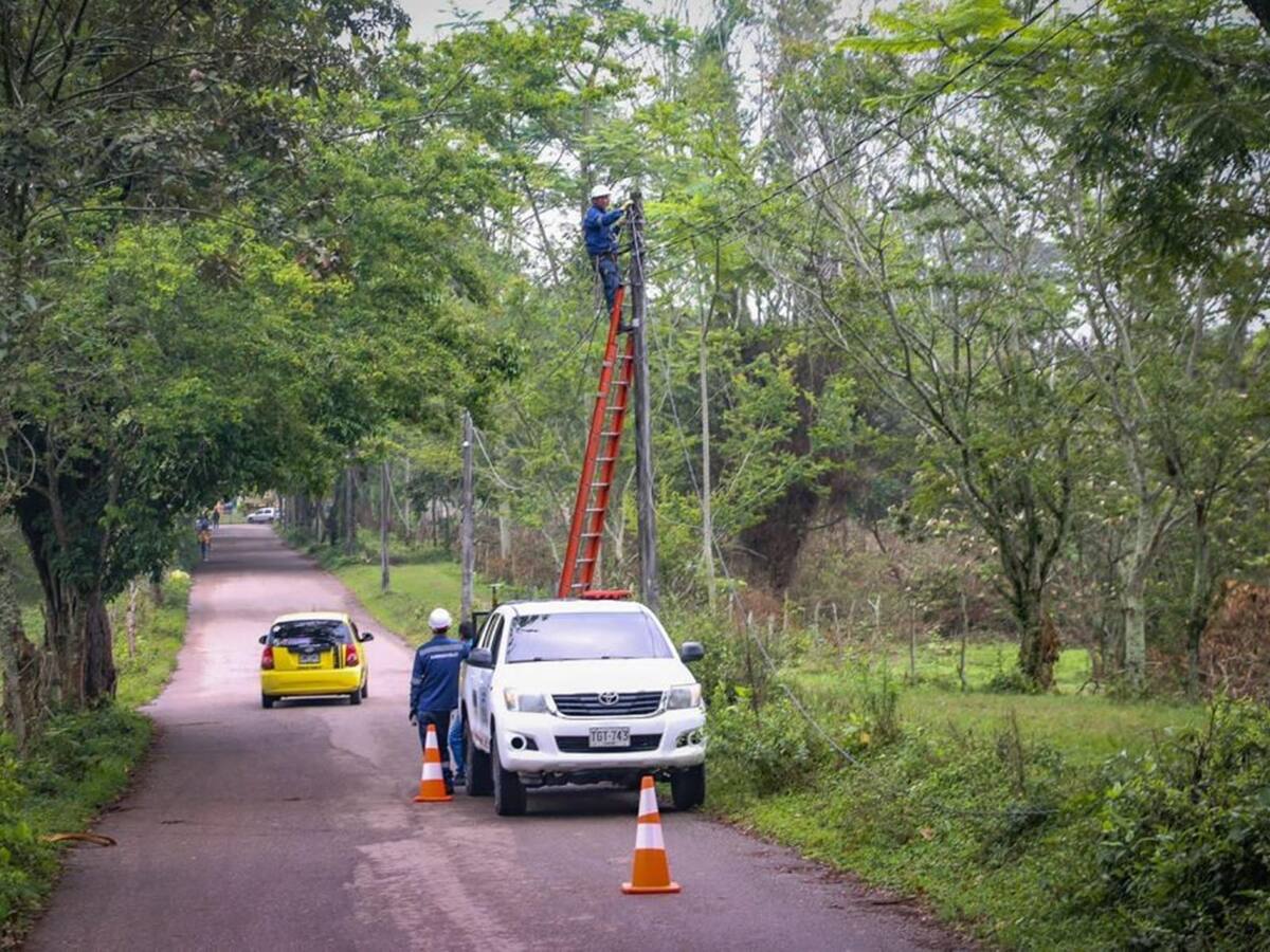 Nuevamente se robaron las lámparas de la vía al sector de San Jorge en Ibagué