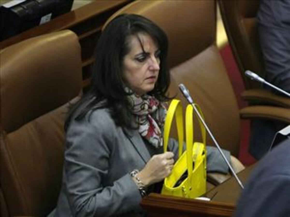 UNP investiga veracidad de amenazas contra congresista María Fernanda Cabal