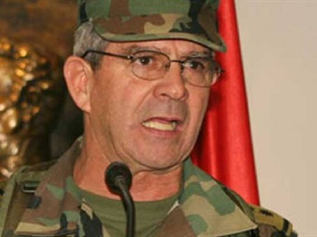 General Montoya dice que nunca ordenó construcciones en cárcel de Tolemaida