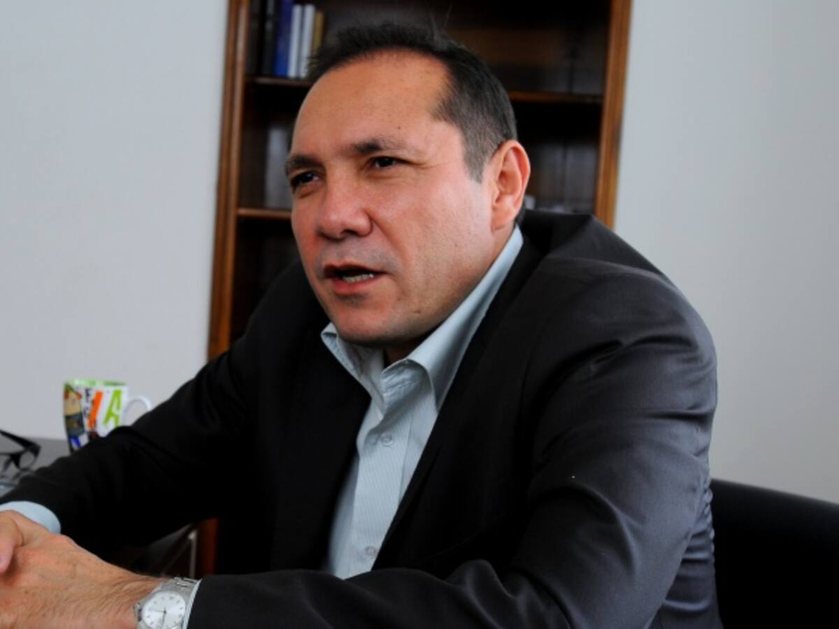 Familiar de concejal Sanguino habría cambiado su nombre en la cédula