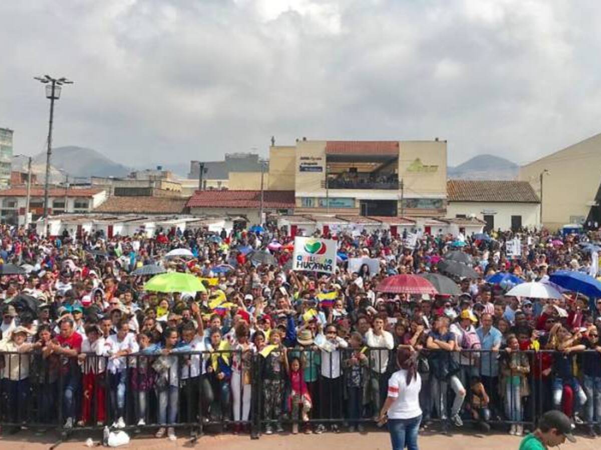 Gobierno invita a los alcaldes a permitir actos públicos