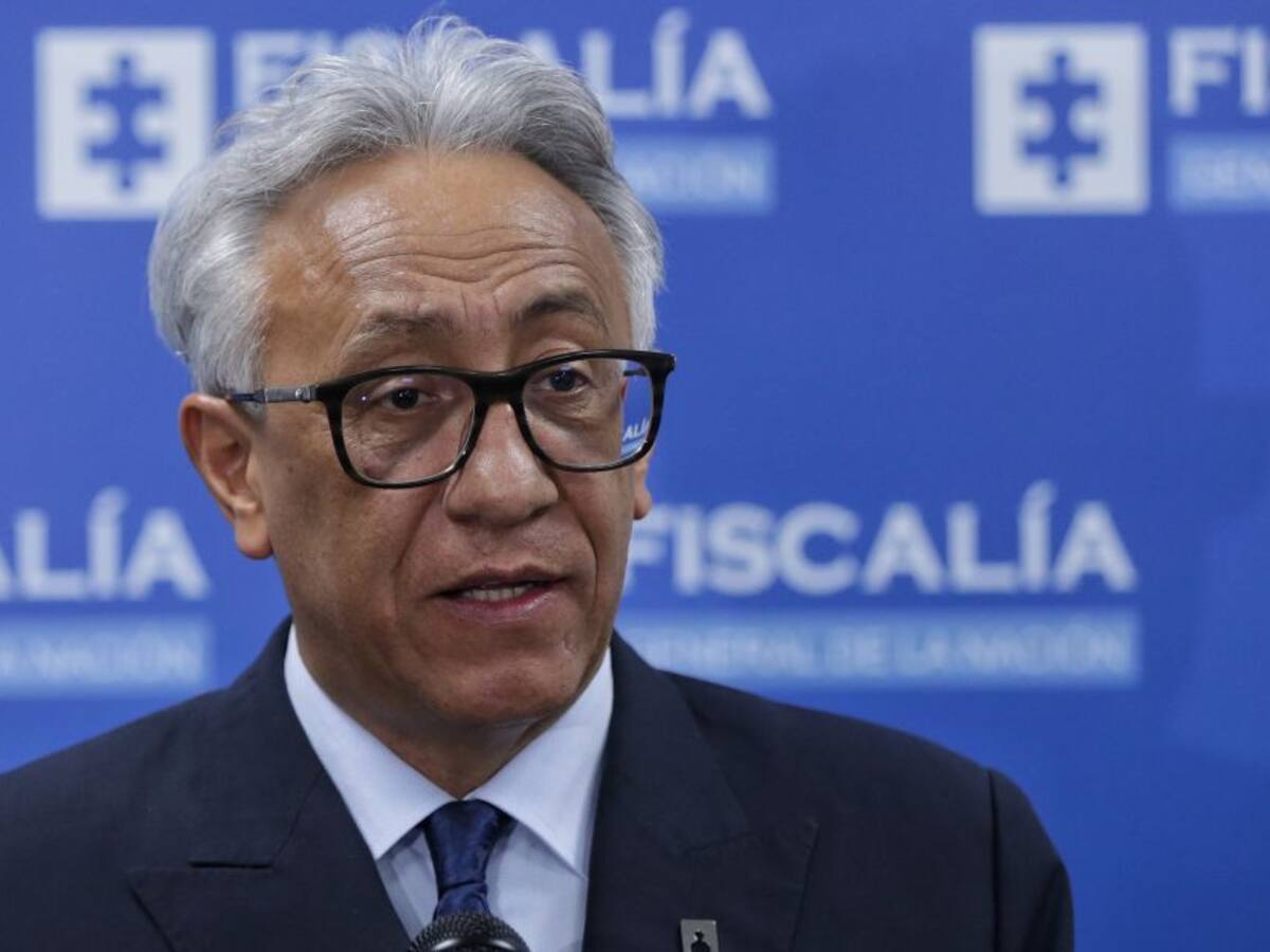 Renunció el director de Medicina Legal Carlos Valdés