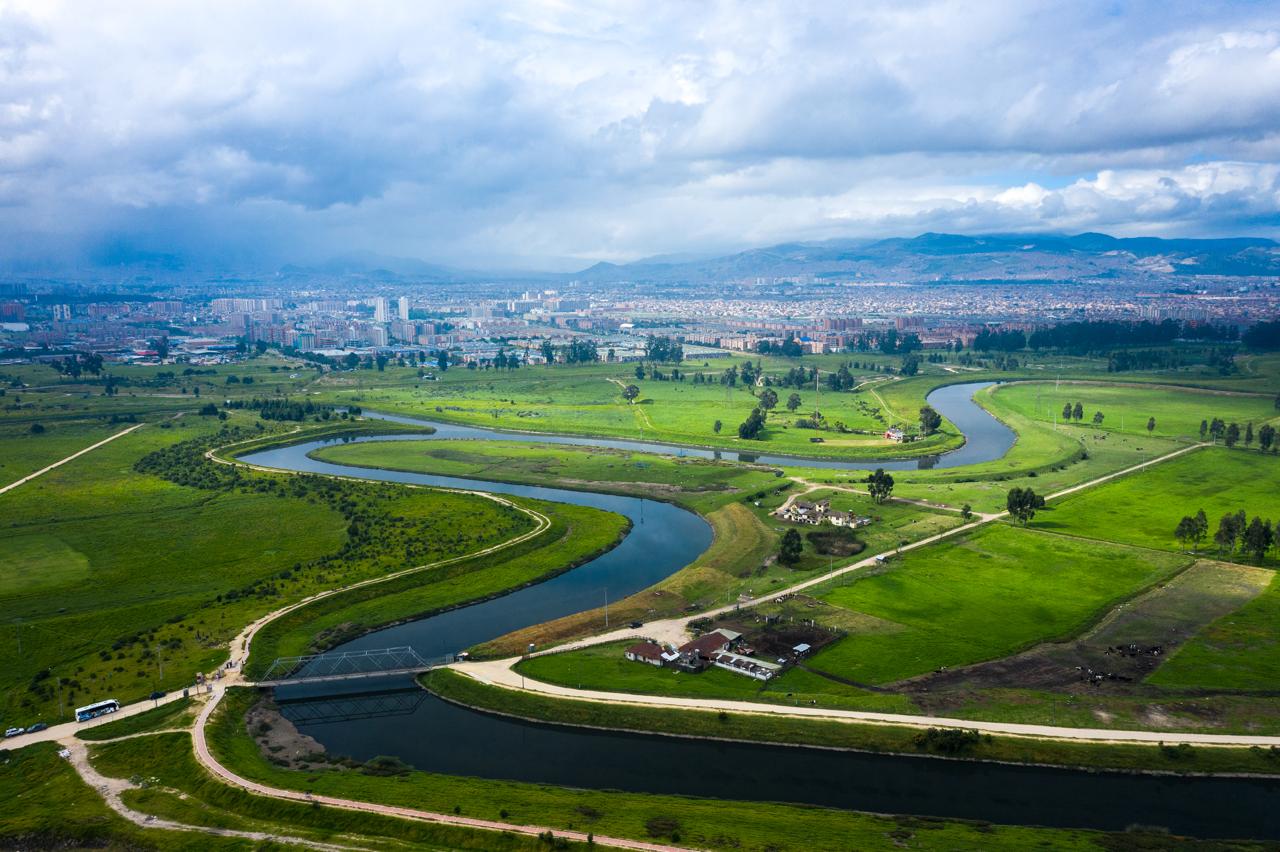 CAR Cundinamarca firmó alianza para restaurar cerca de 40 microcuencas del río Bogotá Cortesía: CAR Cundinamarca