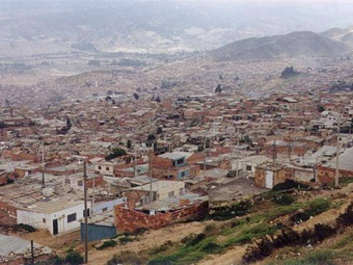 “No podemos permitir asesinatos por panfletos en Ciudad Bolívar”: Petro