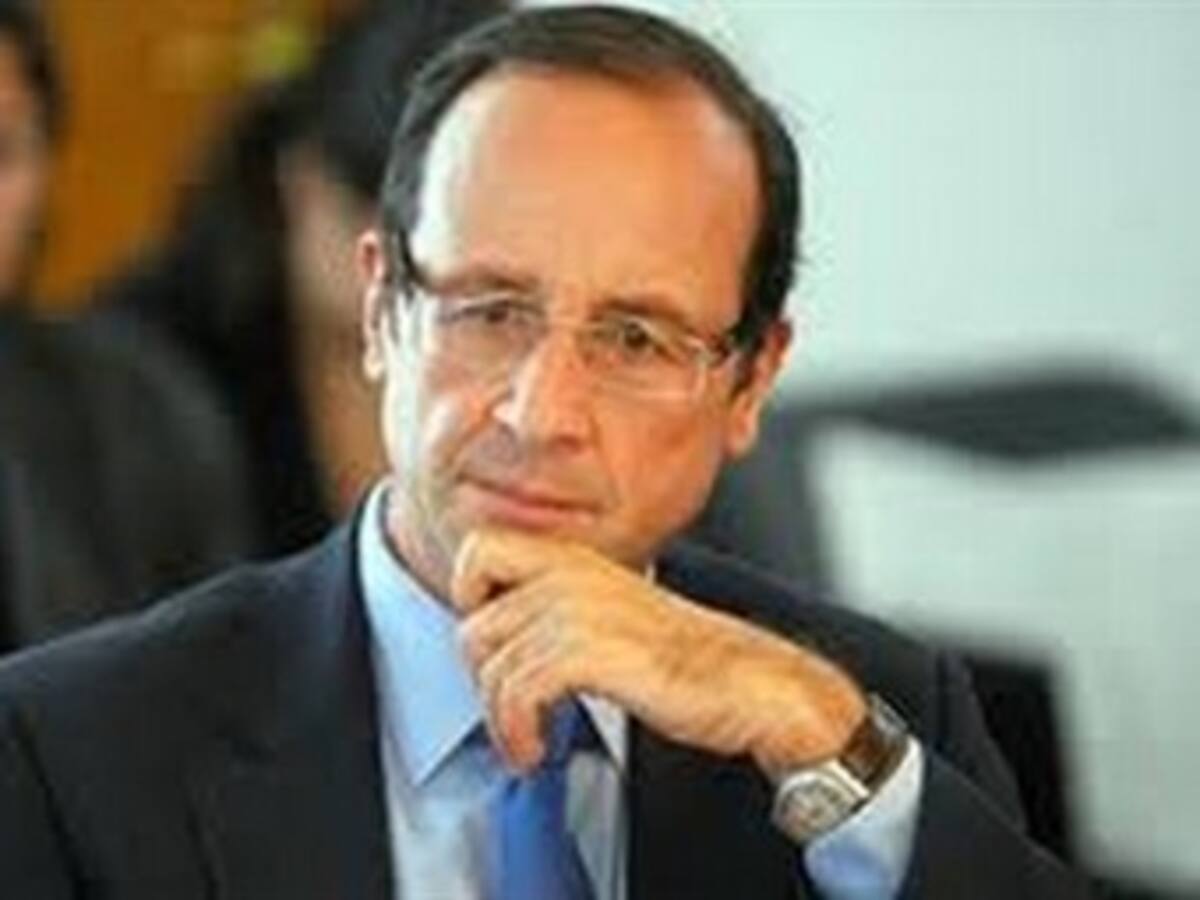 Hollande votó en la segunda vuelta de las presidenciales francesas