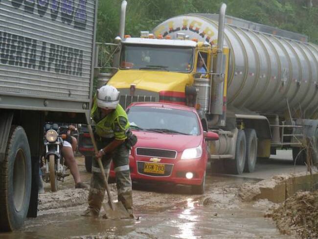 MinTransporte ordena cierre total indefinido del corredor Medellín-La Costa