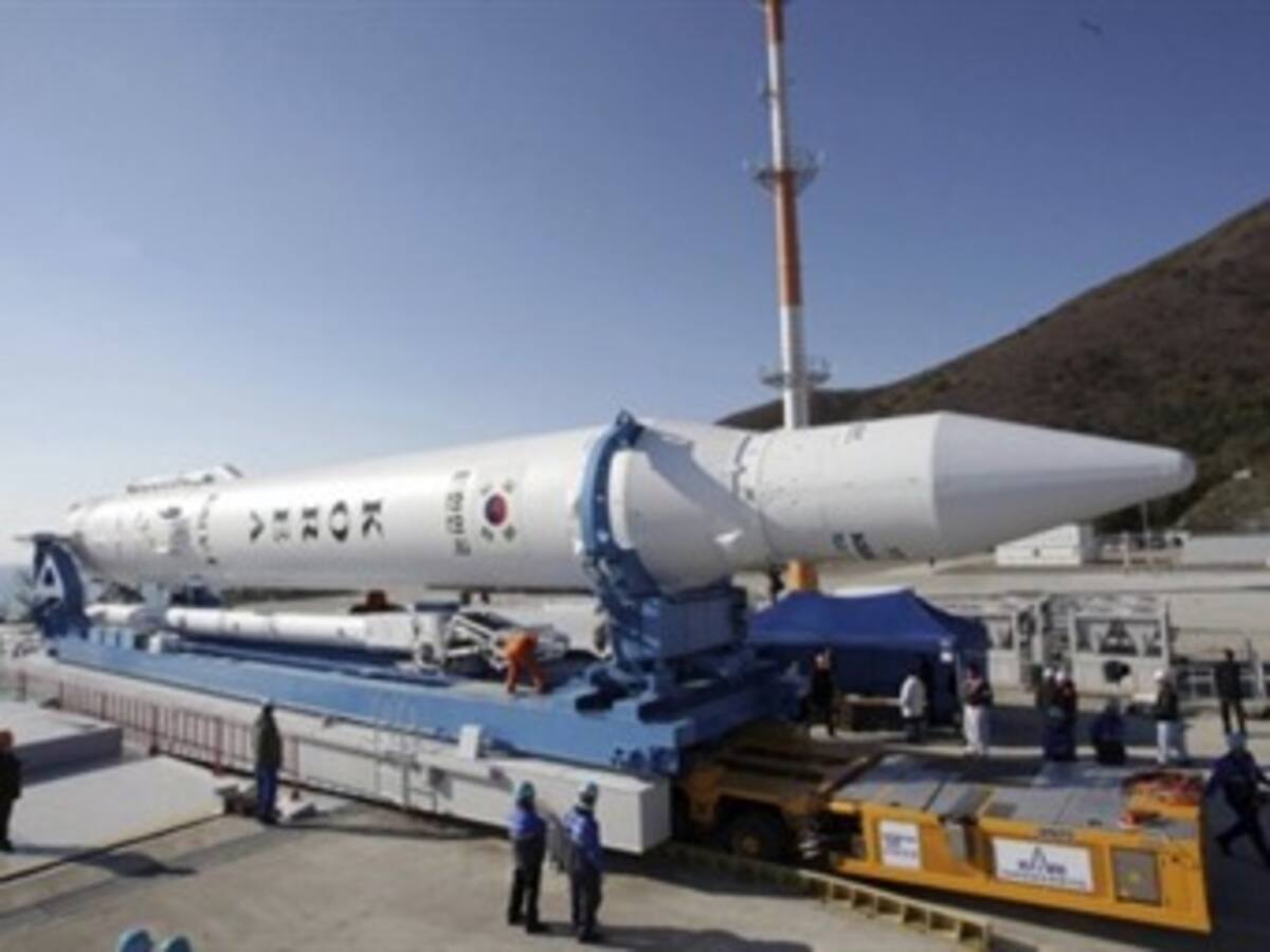 Corea del Norte lanza un cohete de largo alcance
