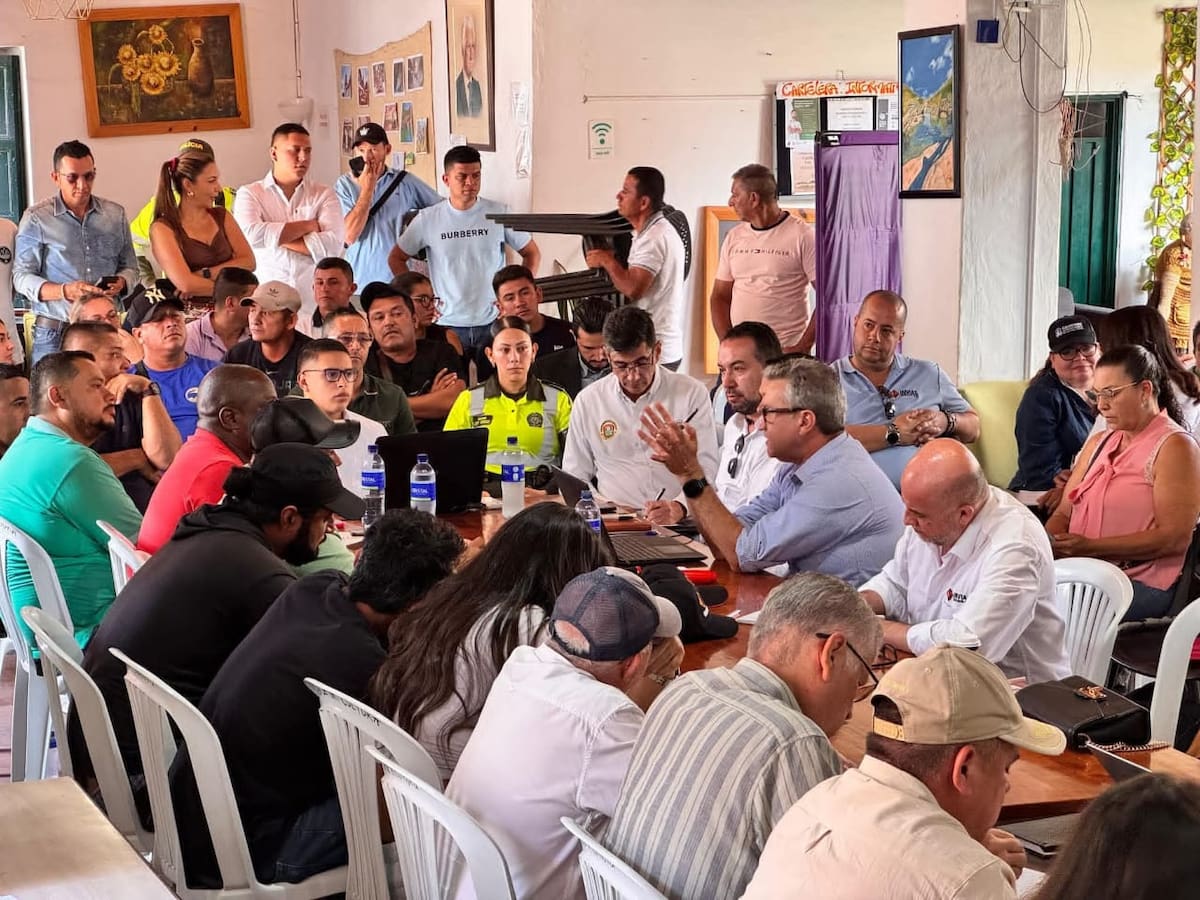 Avanza en Curití la mesa de diálogo por protestas en peajes en Santander: ¿Hay acuerdos?