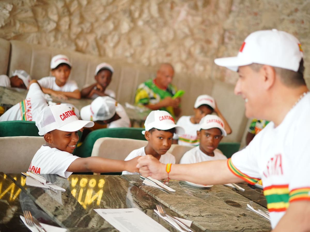 Selección Bolívar Sub-8 homenajeada tras ganar el Campeonato Nacional de Béisbol
