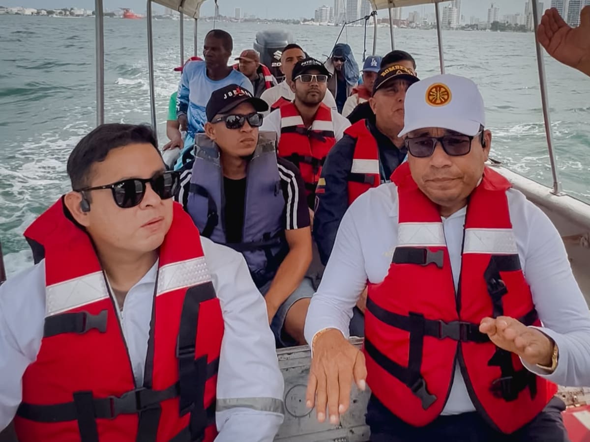 Bomberos de Cartagena se capacitan para atender emergencias marítimas