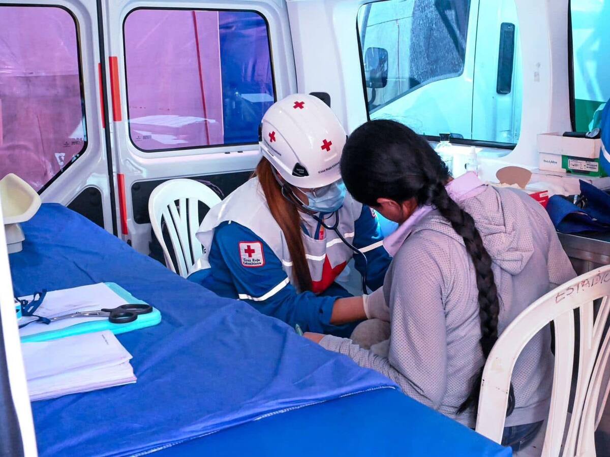 Cerca de 500 integrantes de la Cruz Roja Colombiana brindan atención ante la crisis en el Catatumbo