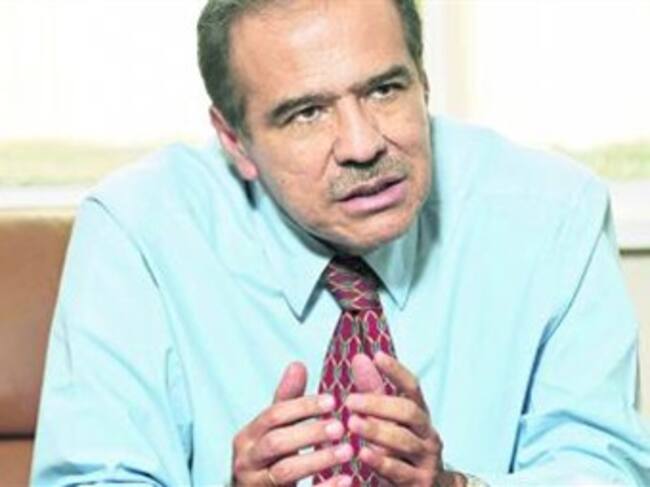 Ministro de Transporte, Miguel Peñaloza Barrientos.