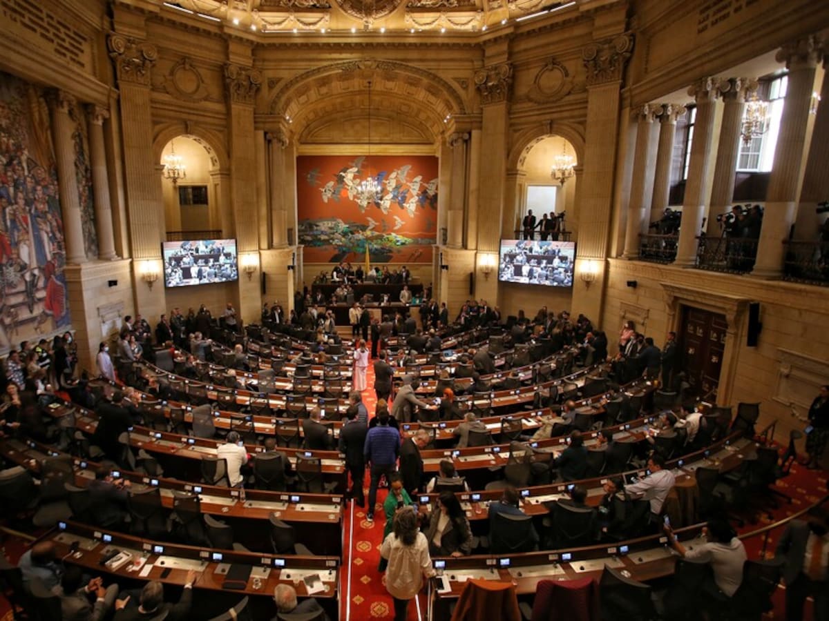 La U y el Partido Liberal van por la Dirección Administrativa de la Cámara