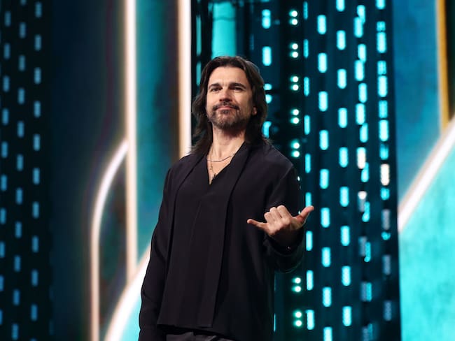MIAMI, FLORIDA - NOVEMBER 14: Juanes speaks onstage during the 25th Latin GRAMMY Awards at Kaseya Center on November 14, 2024 in Miami, Florida. (Photo by Rodrigo Varela/Getty Images for The Latin Recording Academy)