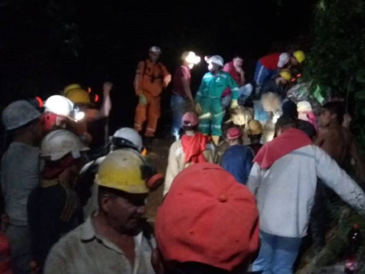 Dos mineros atrapados tras un deslizamiento en el cerro El Burro en Marmato