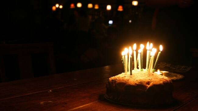 Foto ilustrativa de un pastel de cumpleaños. Foto: Getty Images/Ricky Thakrar