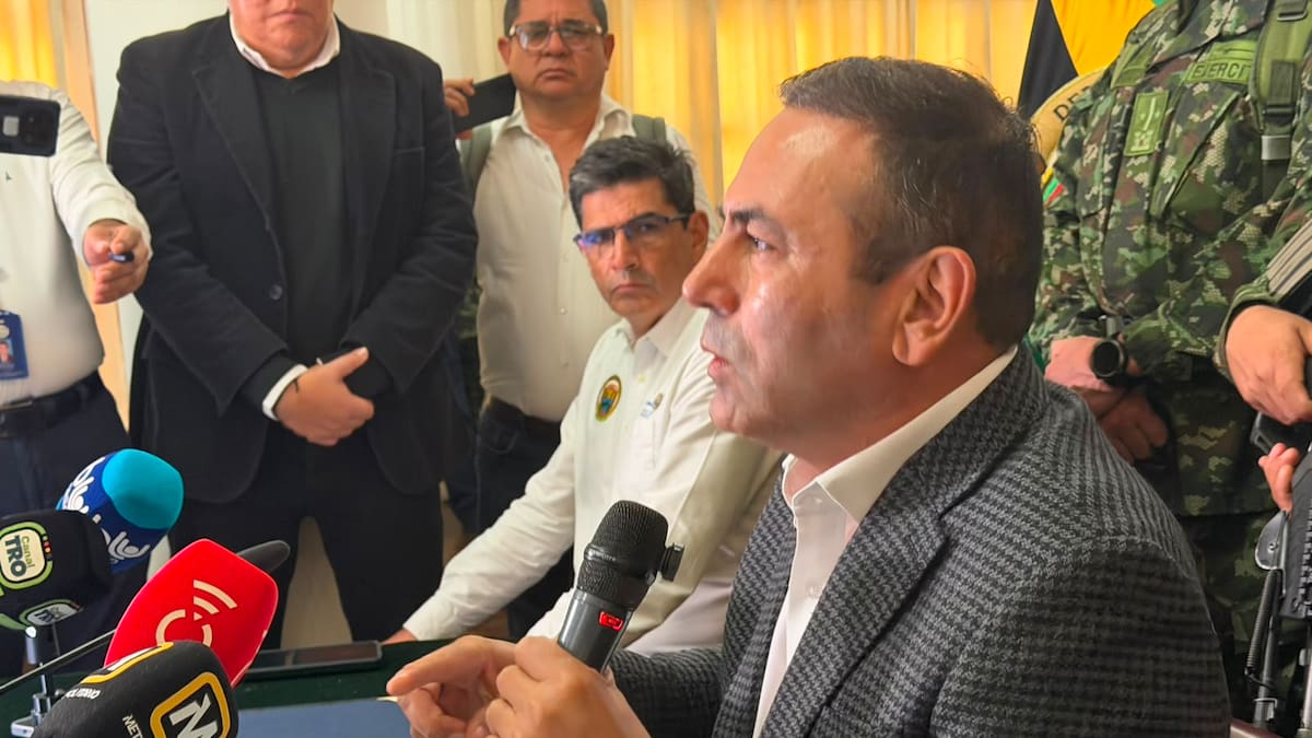 “A las malas, nada”: Gobernador de Santander por protesta en la Troncal del Magdalena Medio