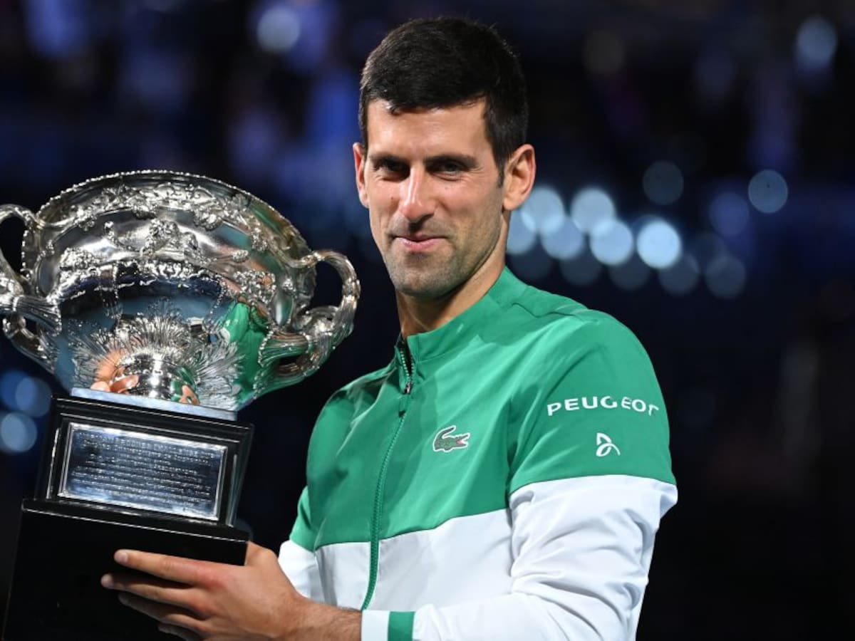 Djokovic no dice si ya se vacunó y peligra defensa del título en Australia