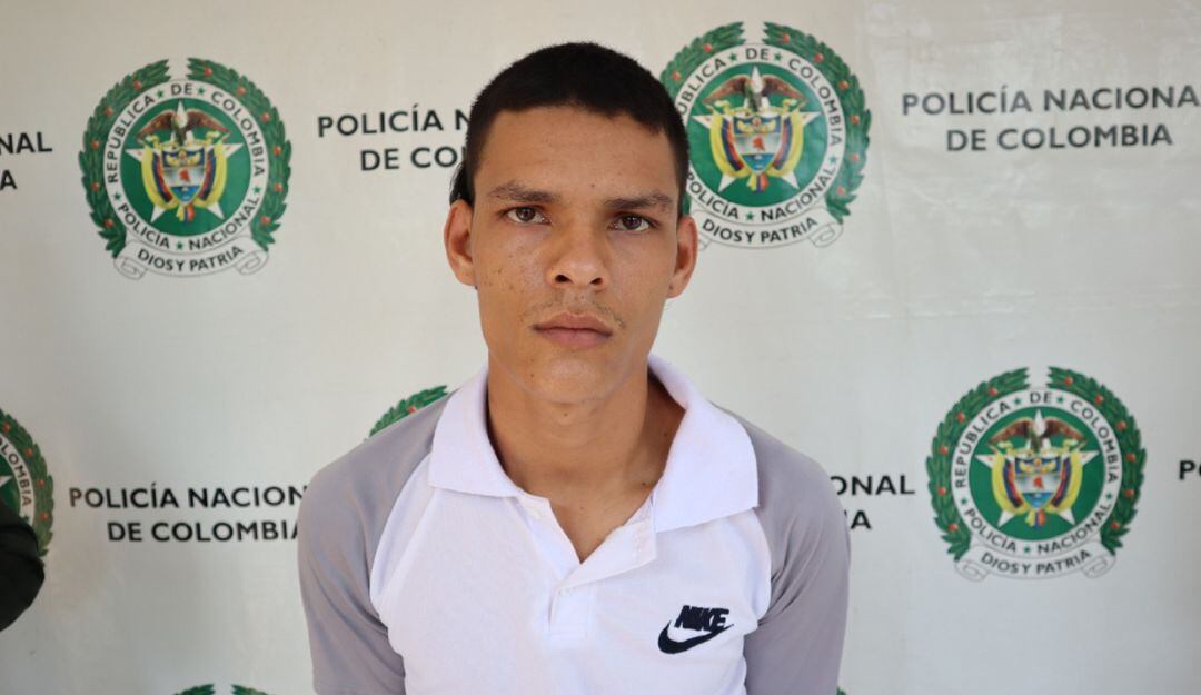 "Gasolina" tenía orden de captura por dos delitos de tentativa de homicidio y fabricación, trafico y porte de armas de fuego. 
  