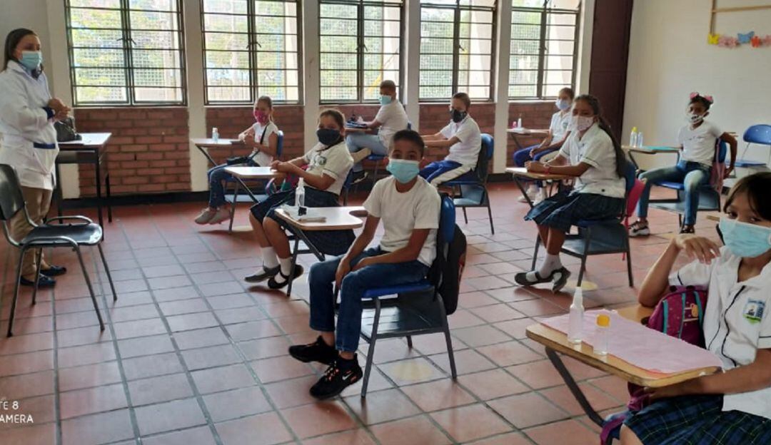En Bucaramanga 975 menores de colegios públicos están en alternancia 