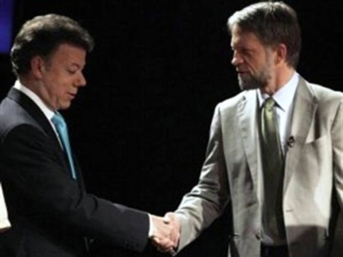 Santos y Mockus se enfrentan por el 4 por mil y la elección del Fiscal