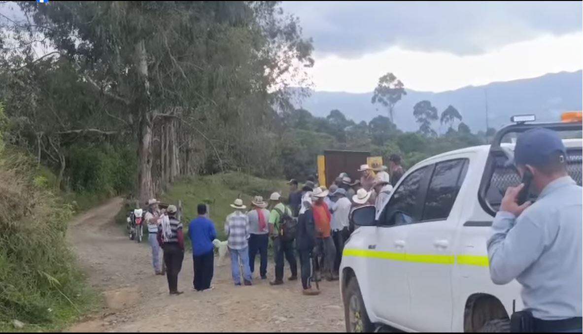 Denuncia de retención ilegal contra trabajadores de la mina Quebradona- foto tomada de redes sociales de la empresa
