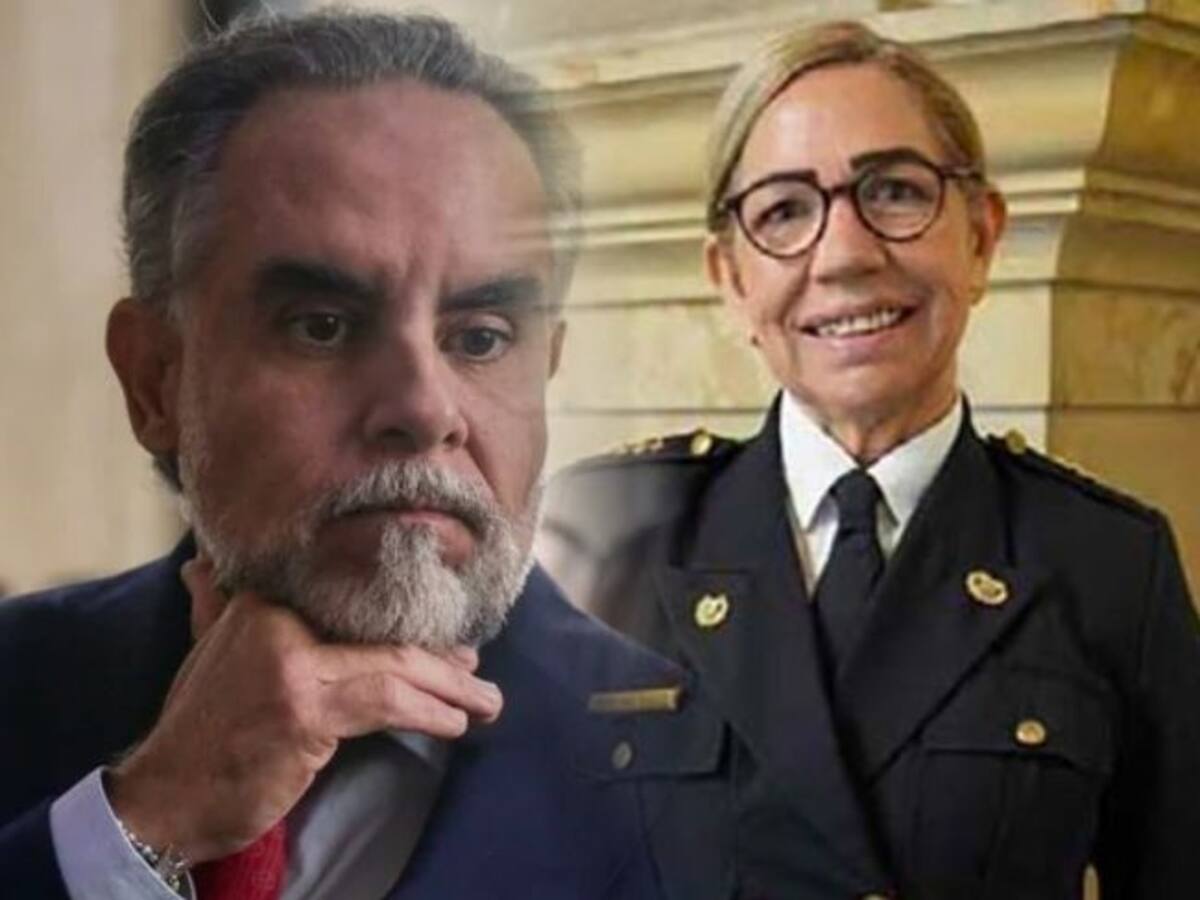 Armando Benedetti va por la cabeza de Lourdes Peña, la directora de Bomberos