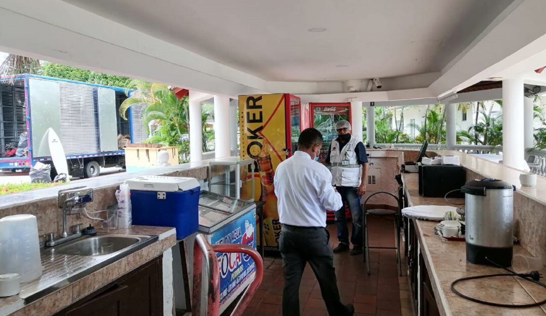 En los 37 municipios se adelantan labores de inspección, vigilancia y control para garantizar inocuidad de los alimentos. 