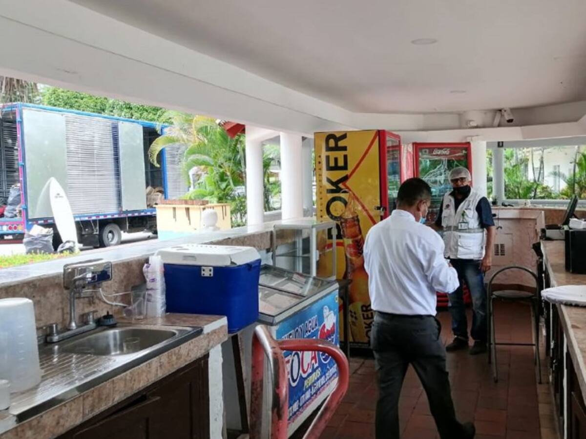 En el Huila realizan inspección a ventas de comidas y bebidas