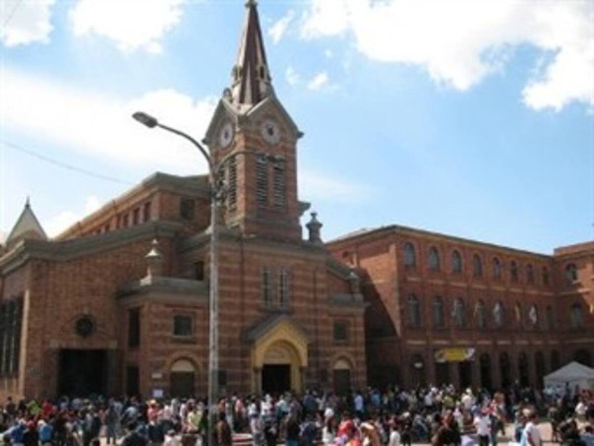 Hoy reubicarán a 1.000 vendedores informales del 20 de Julio