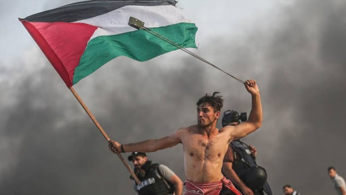 'La Libertad guiando al pueblo', Palestina le da vida