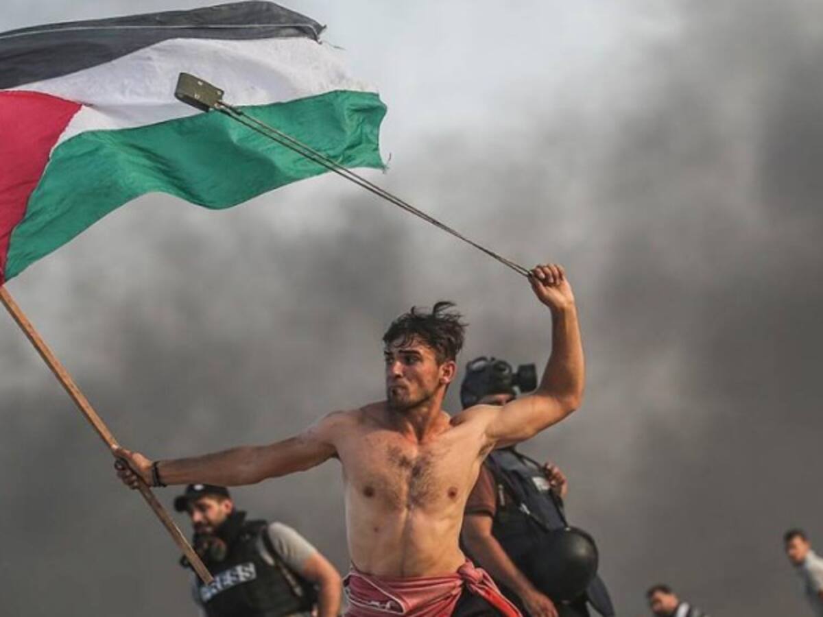 'La Libertad guiando al pueblo', Palestina le da vida