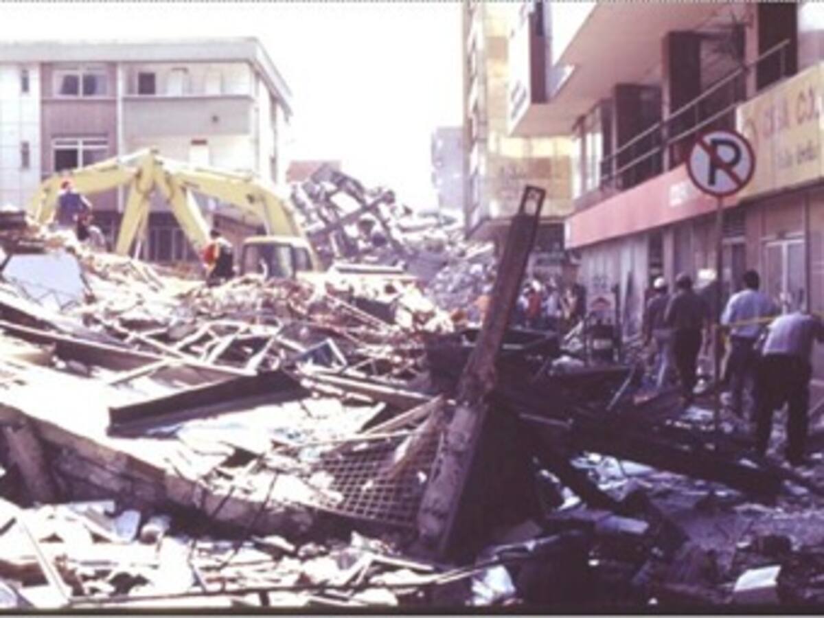 Se conmemoran 11 años del terremoto en el Eje Cafetero
