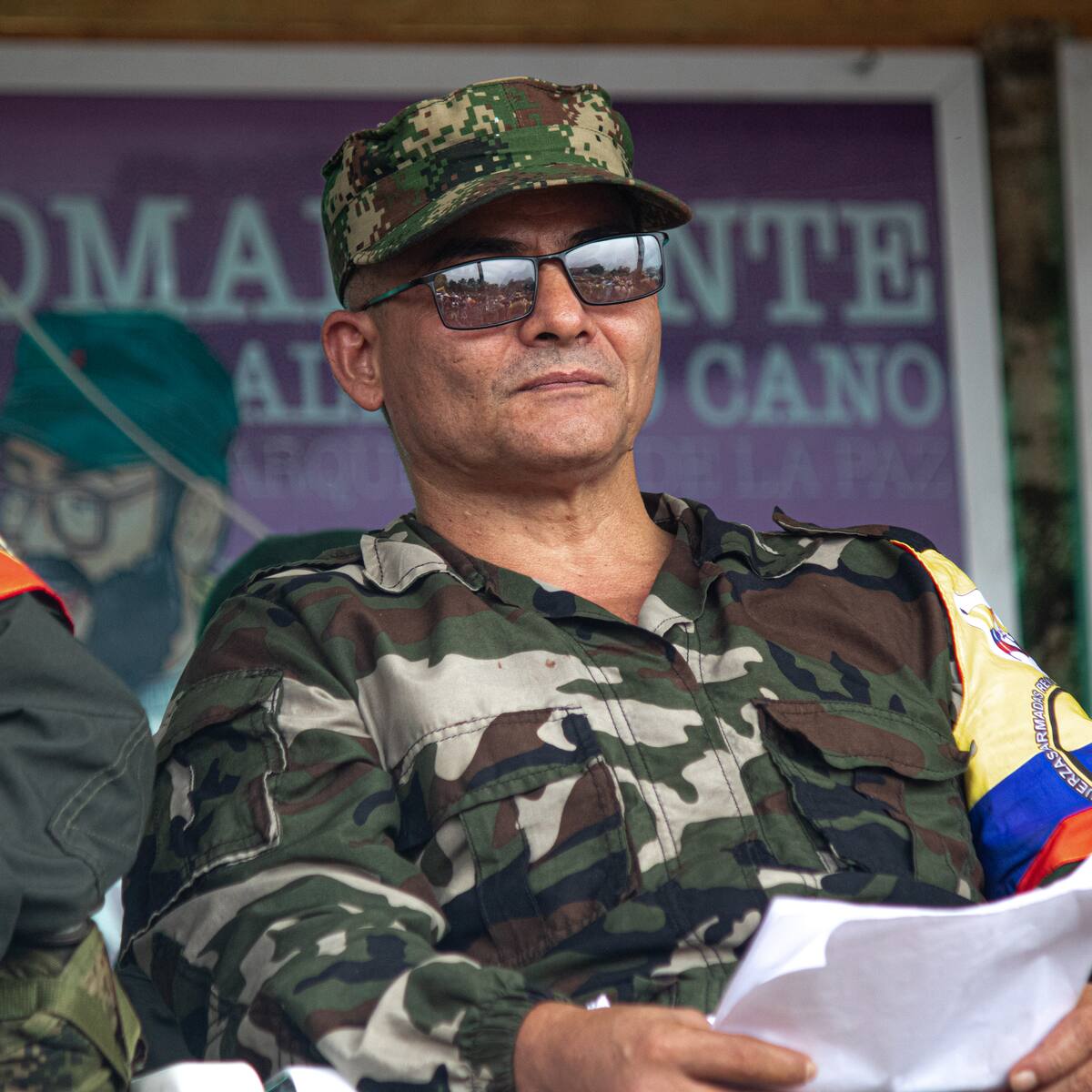 Contundente mensaje de MinDefensa a ‘Iván Mordisco’: “Está desesperado, lo invito a desmovilizarse”