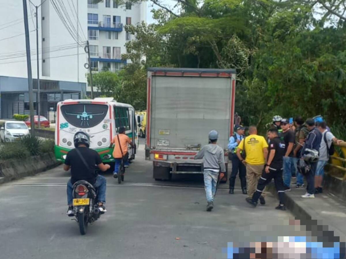 Adulta mayor falleció en accidente de Tránsito en Armenia tras evadir a un perro