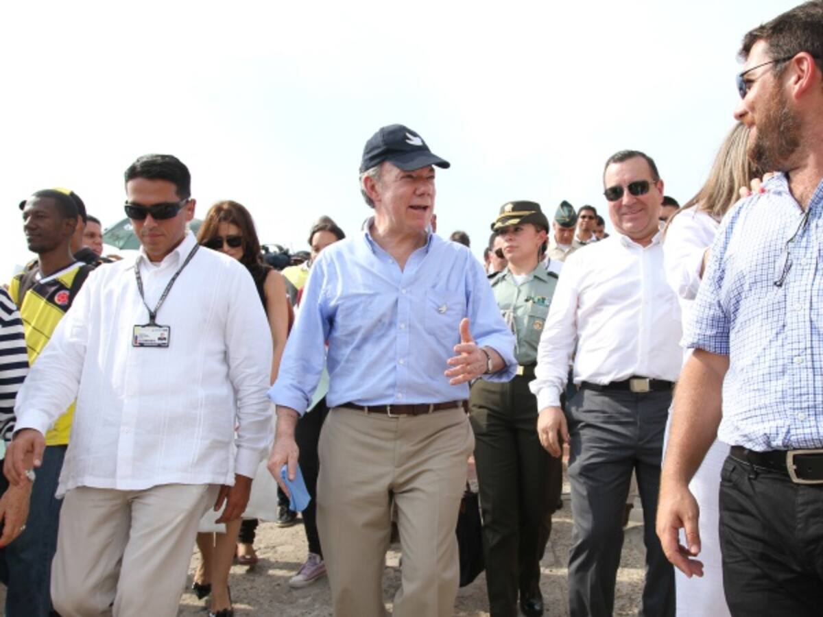 Nunca hice amenazas para presionar la aprobación del plebiscito: Santos