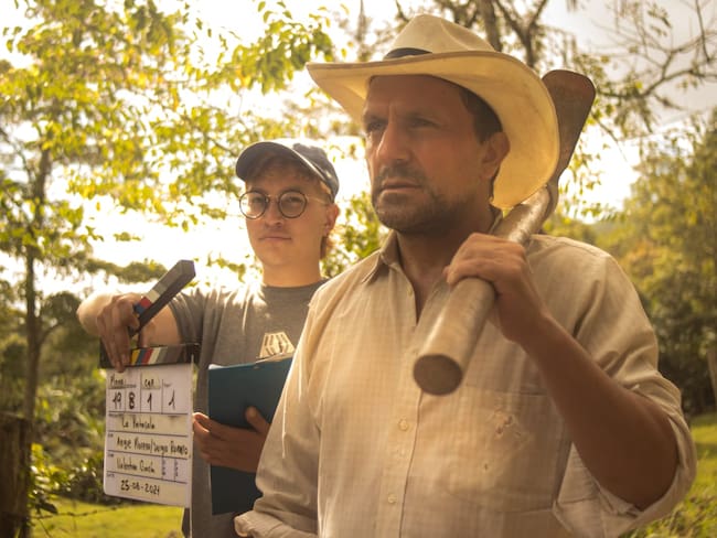 Soluciones W: actor colombiano volverá a sonreír gracias a tratamiento odontológico