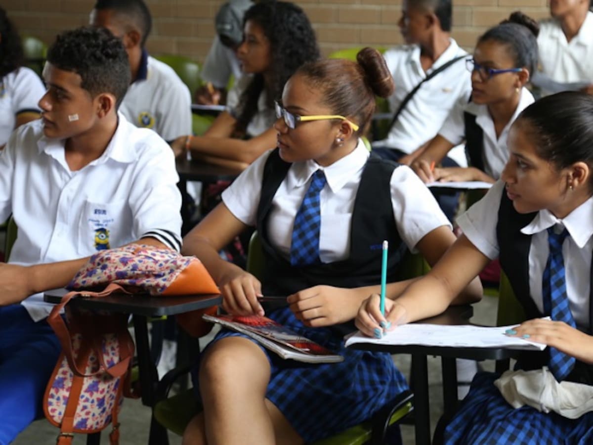 Proponen 'cátedra anticorrupción' en colegios y universidades