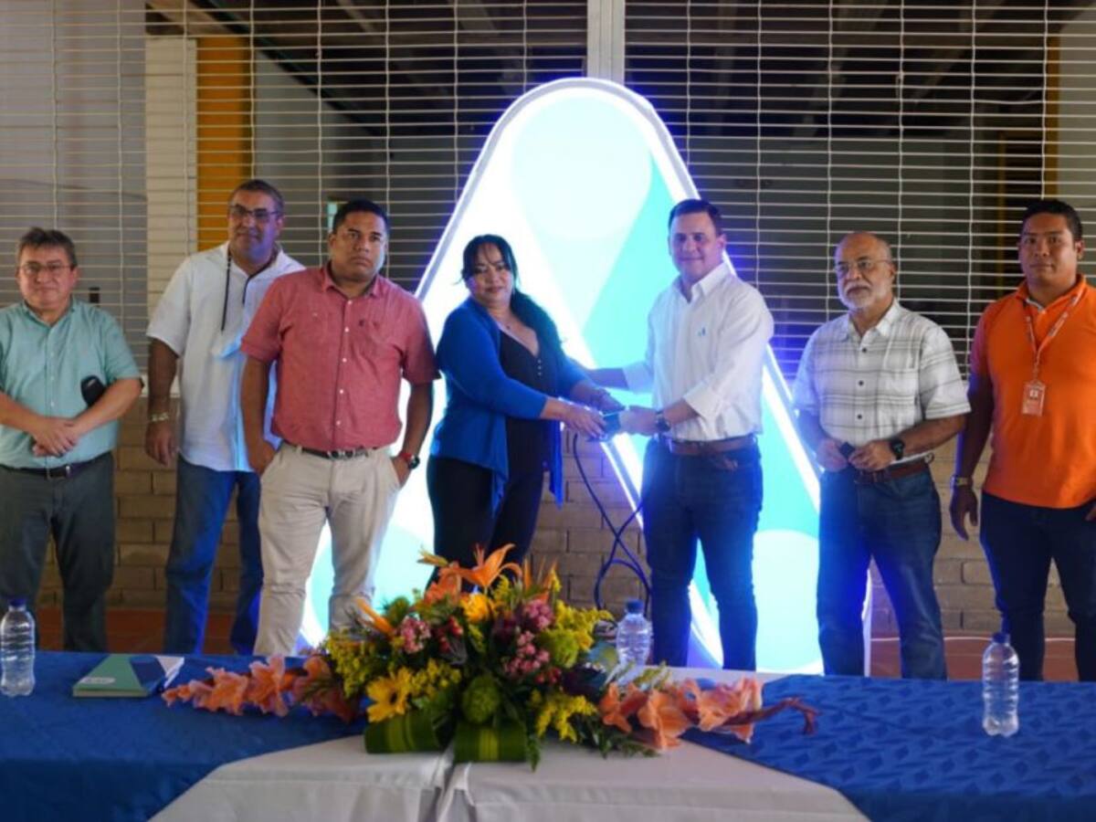 Air-e entregó dos nuevas obras en zona turística de Santa Marta