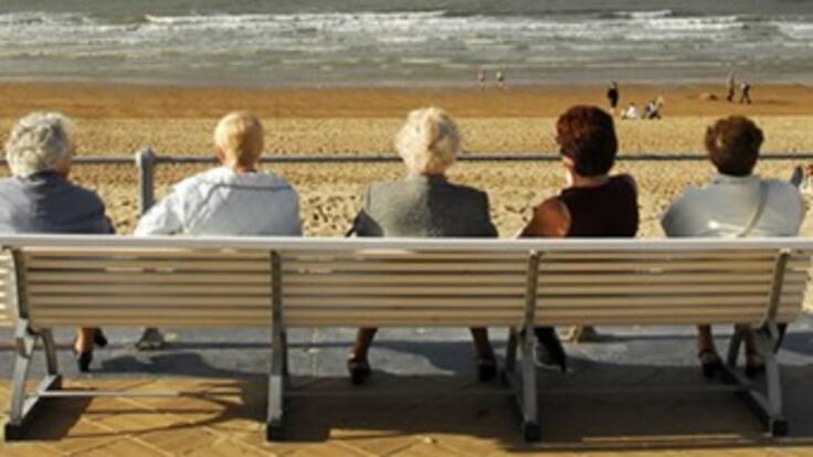 Colombia está en el momento adecuado para discutir una reforma pensional: César Caballero