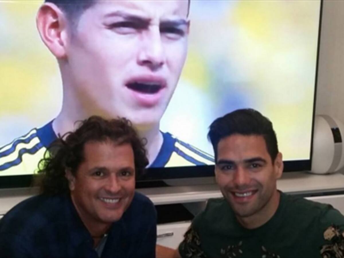 Carlos Vives y Falcao vieron juntos el partido de Colombia desde Londres