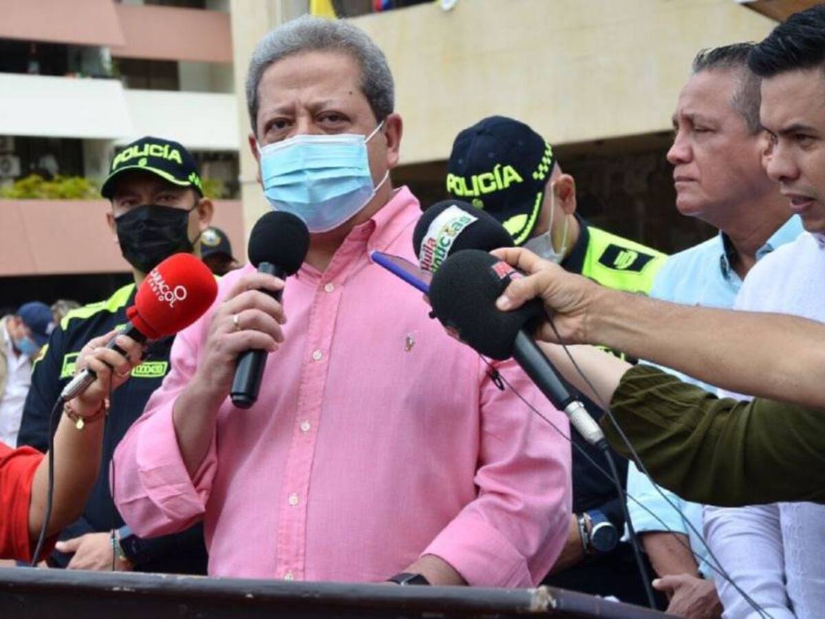 Procuraduría formuló pliego de cargos al gobernador del Huila Luis Enrique Dussán