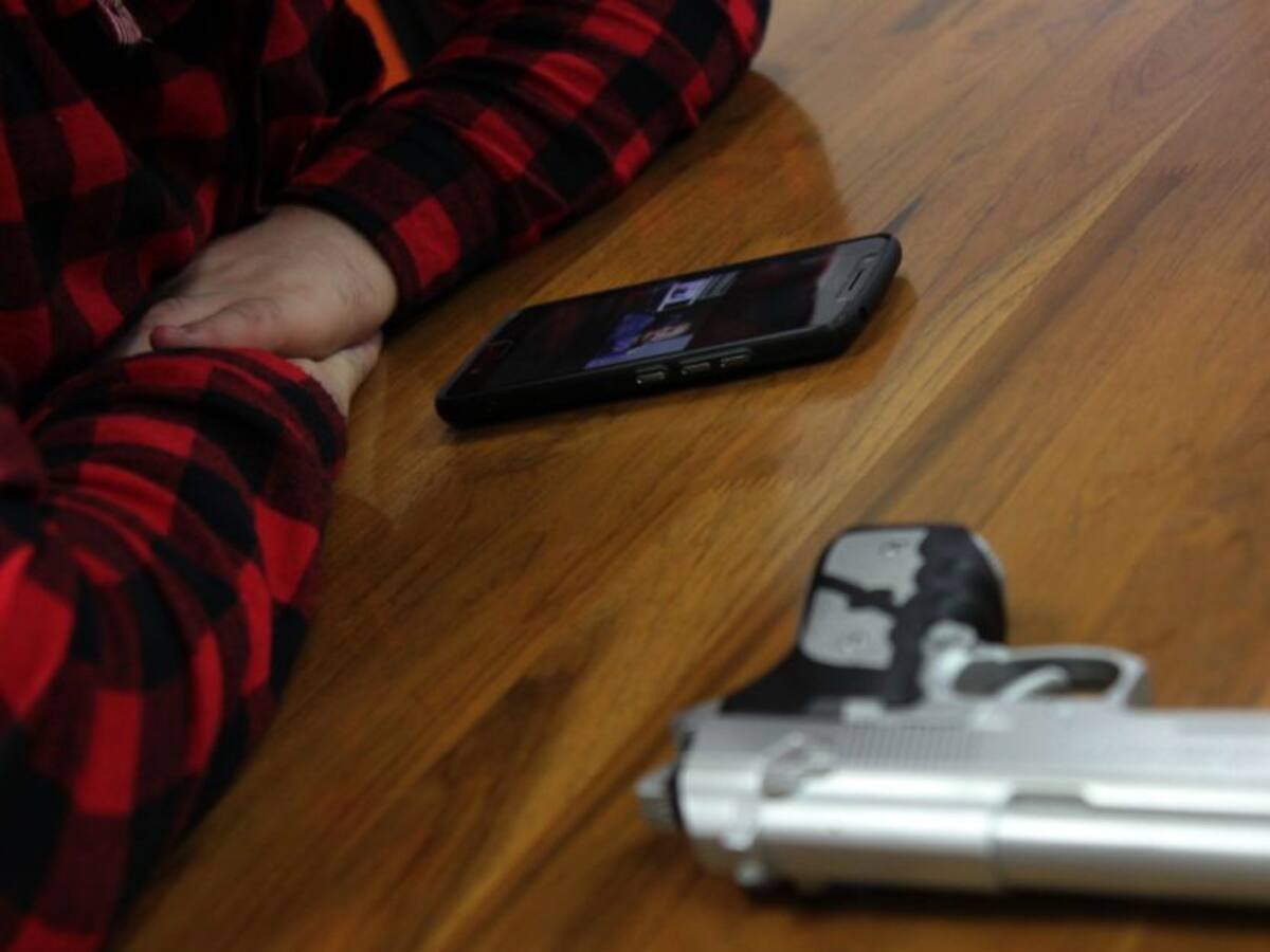 Menor disparó accidentalmente un arma de fuego e impacto a su primo