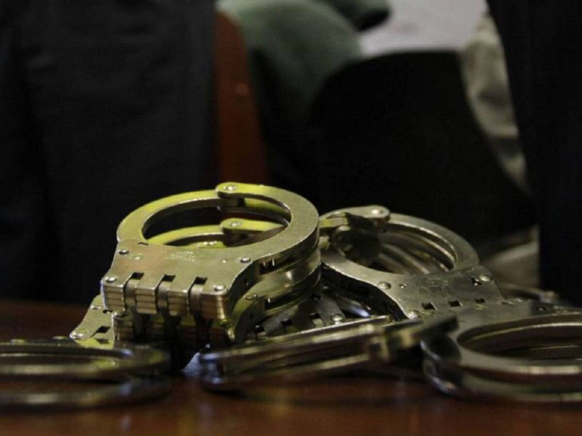 Condenan a un hombre que convenció a su hija de 12 años a robar 20 millones