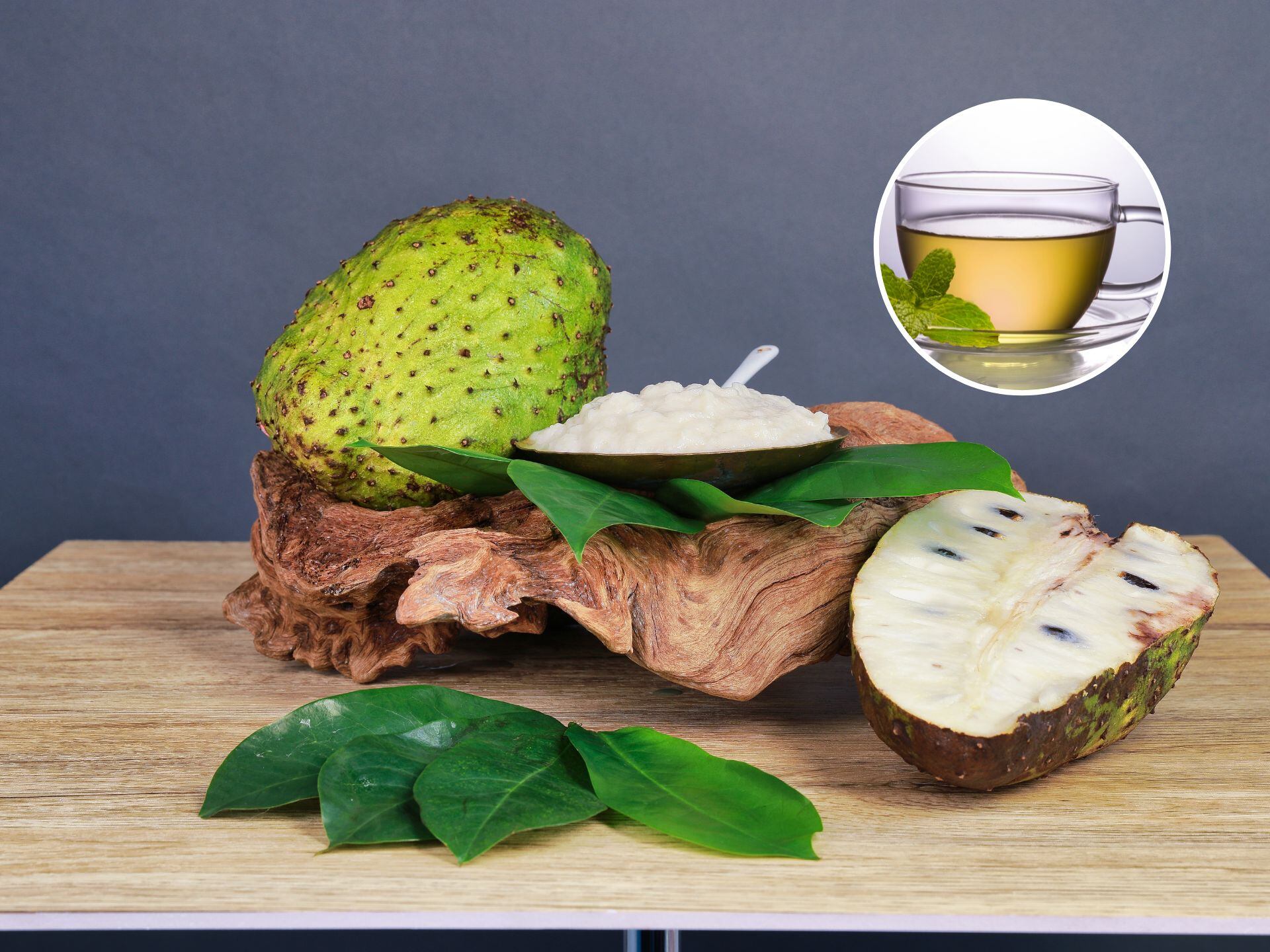 Mesa con varias guanábanas y una taza de té / Fotos: GettyImages