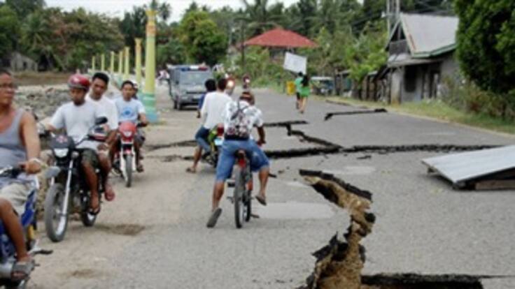 Sismo de 7,6 grados sacudió Filipinas y hay alerta de tsunami en varios países