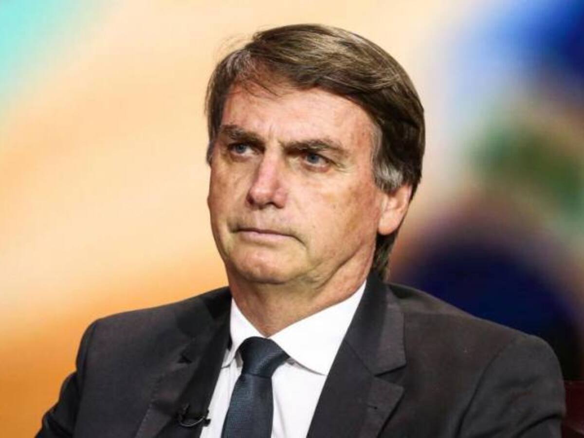 Médicos detectaron residuos de líquido en el intestino de Bolsonaro
