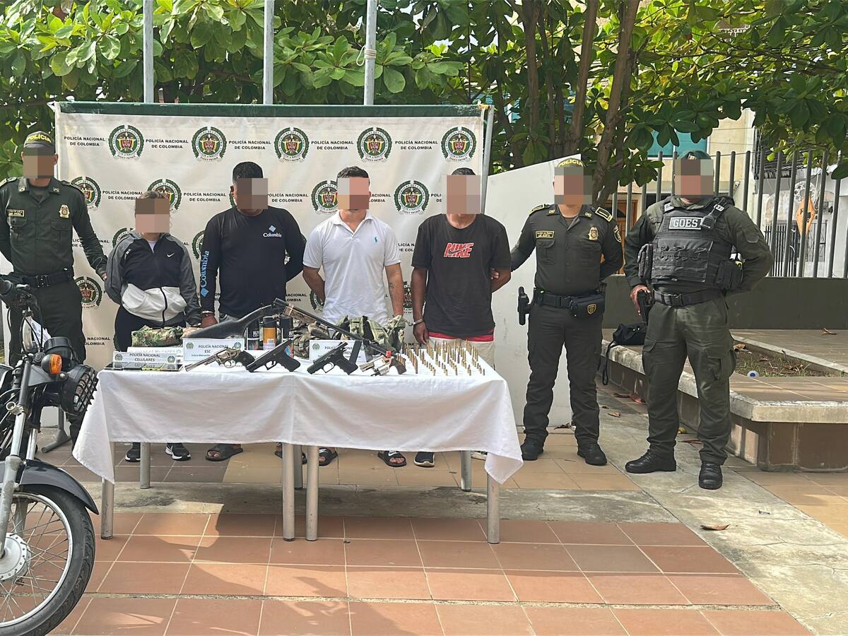 Cayó armamento y prendas militares del Clan del Golfo en Bolívar: hay cuatro detenidos